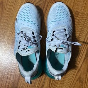 Nike Air Max 270 teal/white size 10 womens
